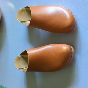 Bryr Gabe Block Heel 9